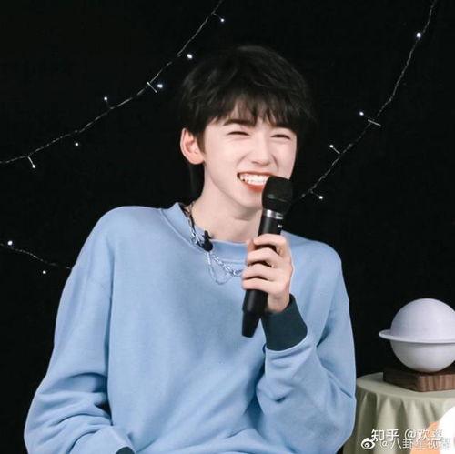 宋亚轩娱乐圈吃瓜视频,揭秘明星幕后生活